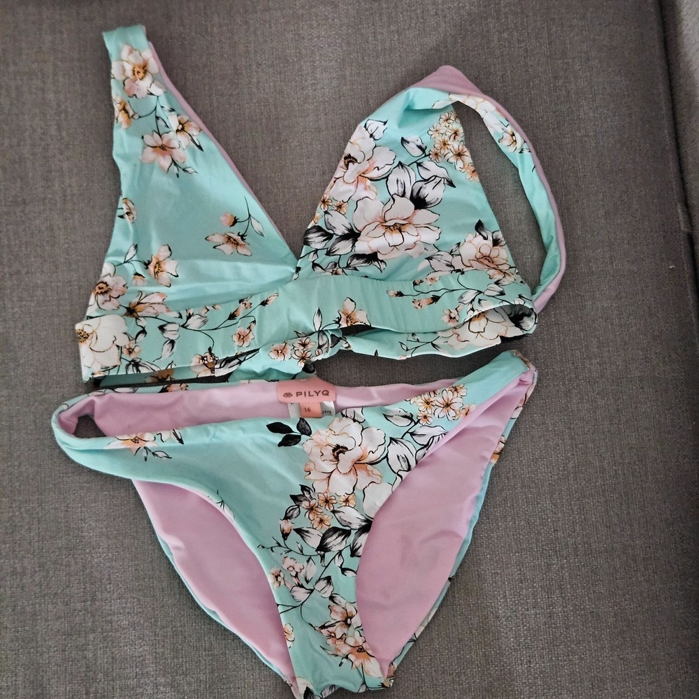 NWOT PilyQ Swim Reversible Teal & Pink Floral Bikini Set Youth size 16